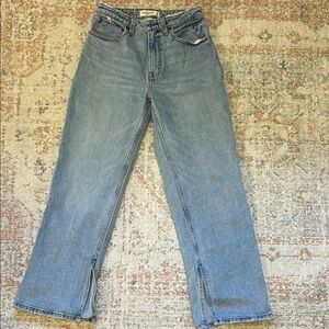 Abercrombie 90s relaxed jeans, curve love, high rise  split hem ankle